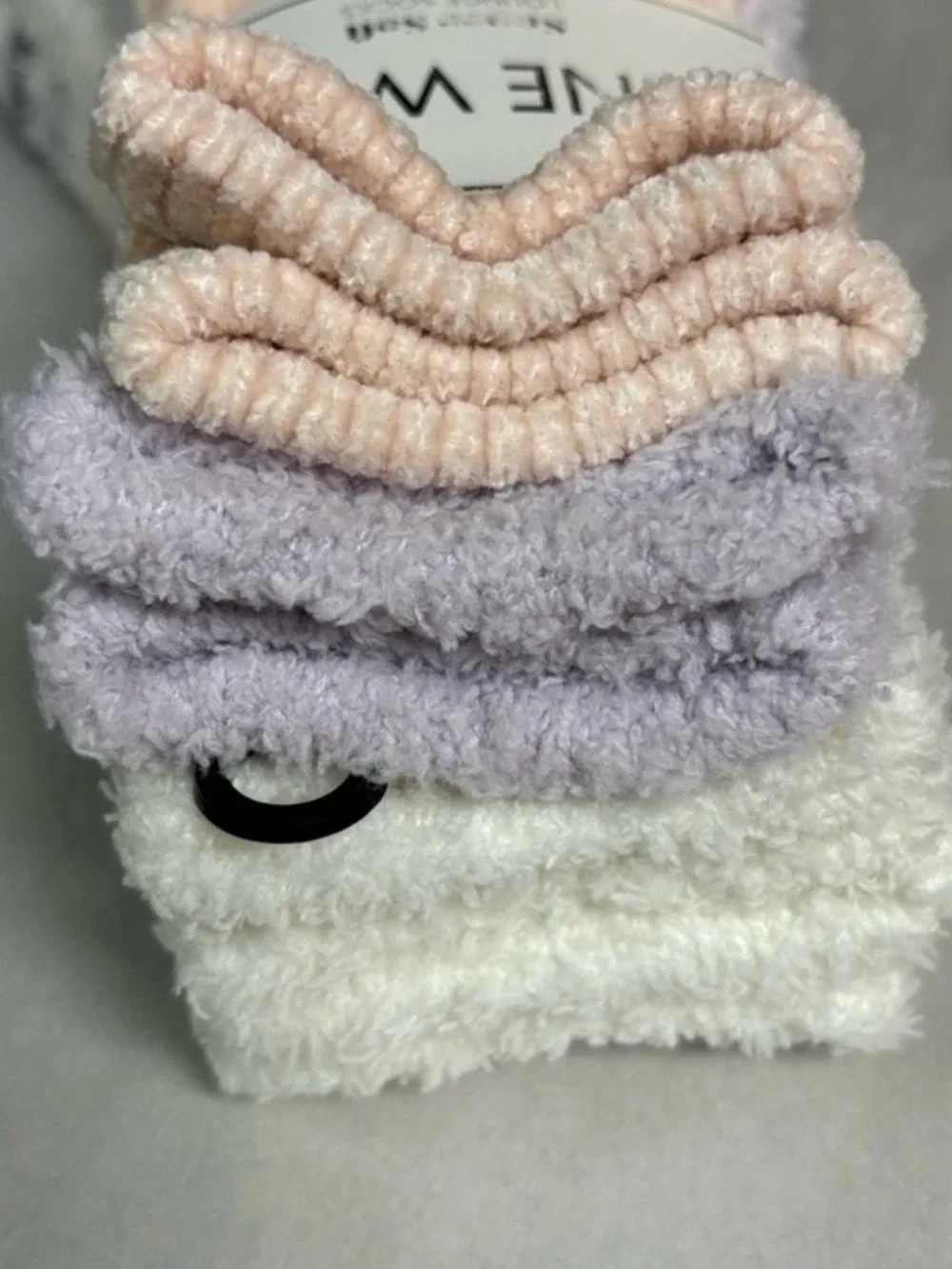 New Nine West Socks Women’s 4 Pair Soft Cozy Plush Fuzzy Lounge Socks Casual
